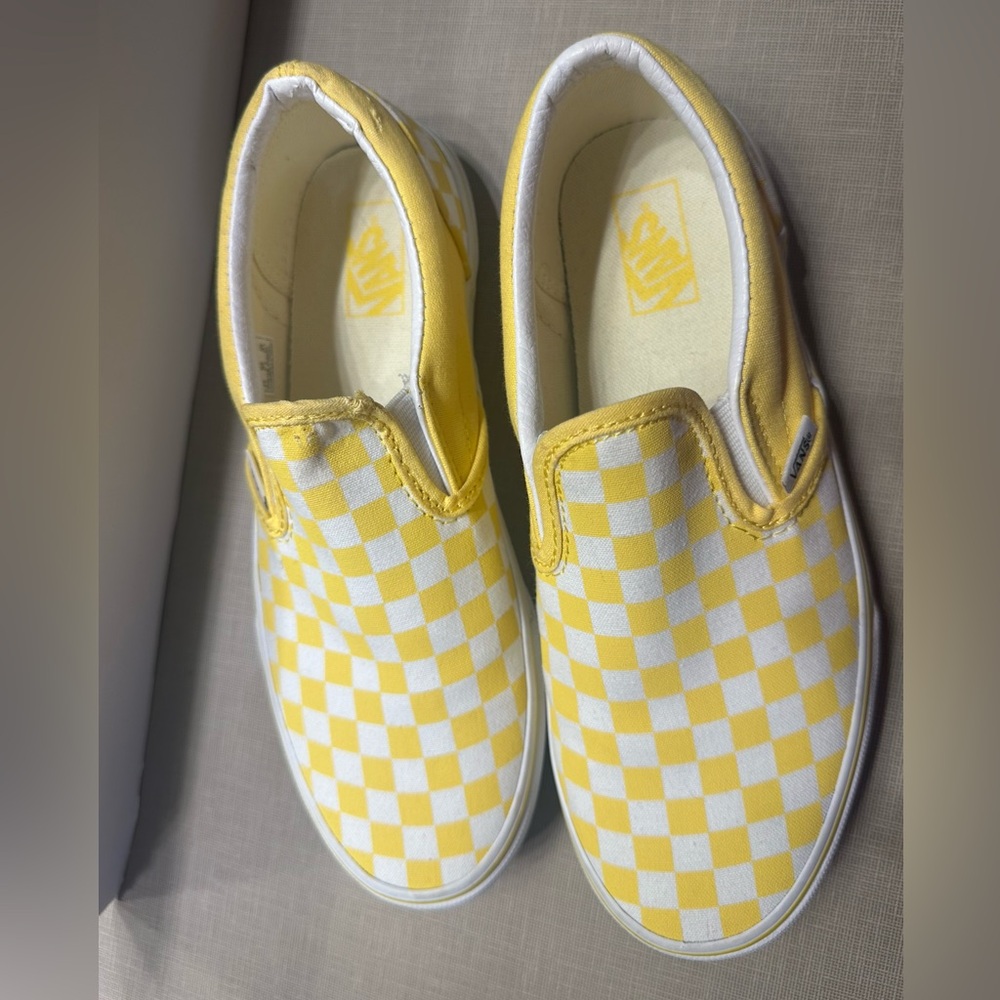 Like Brand New Vans slip on!